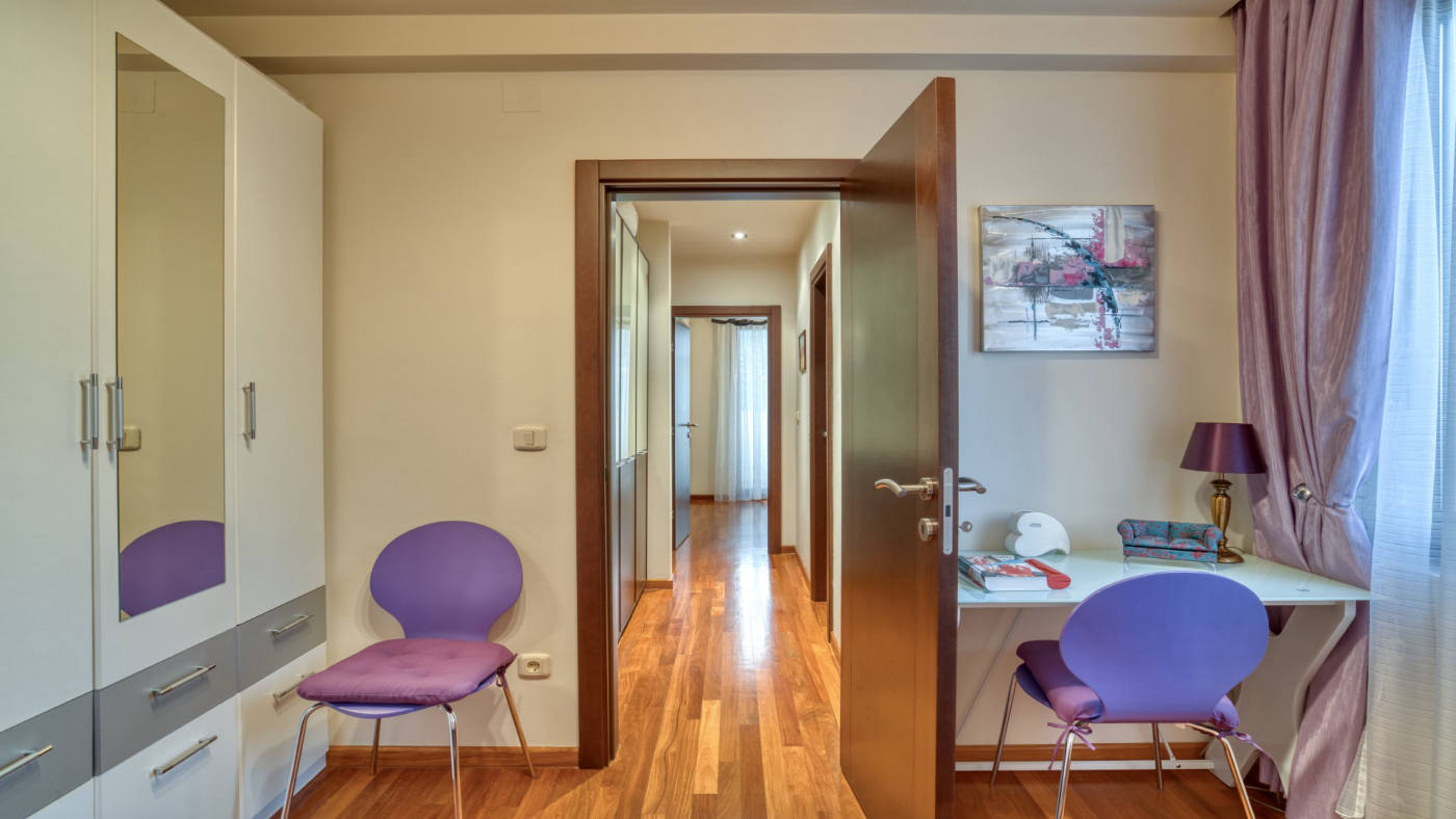 Квартира, 840 м², 340 000$ — FAKTOR
